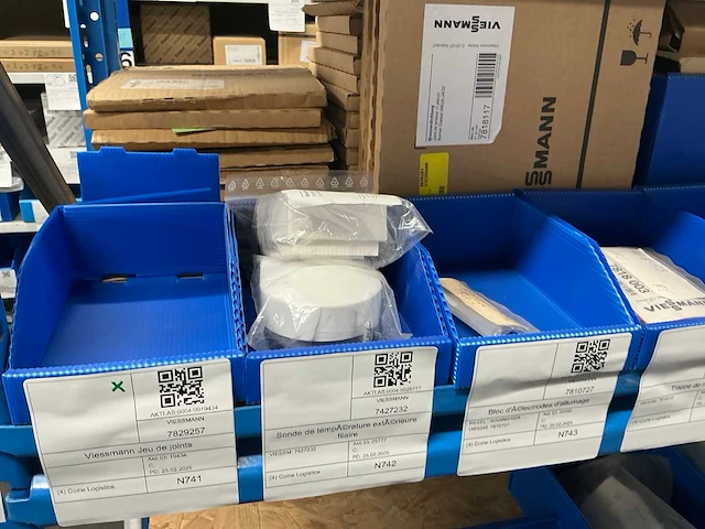 Partij installatiemateriaal bosch, vaillant, junkers, buderus - afbeelding 18 van  35