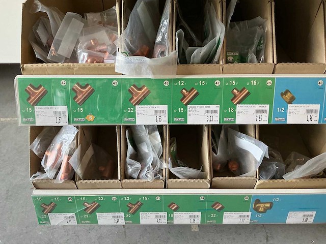 Partij installatiemateriaal koper, messing en chrome - afbeelding 13 van  24