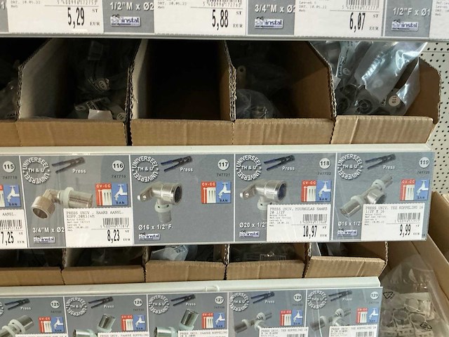Partij installatiemateriaal sanitair/chauffage - afbeelding 6 van  30