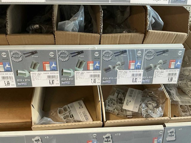 Partij installatiemateriaal sanitair/chauffage - afbeelding 9 van  30