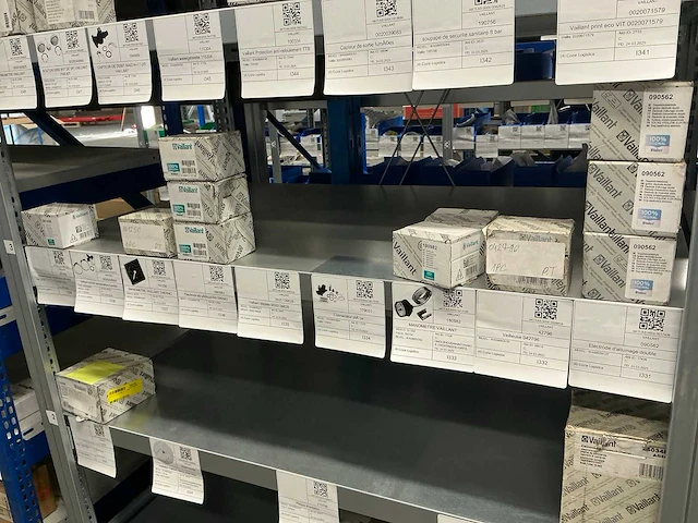 Partij installatiemateriaal viessmann, remeha, vaillant - afbeelding 10 van  49