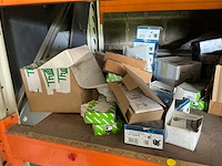 Partij installatiemateriaal - afbeelding 11 van  15