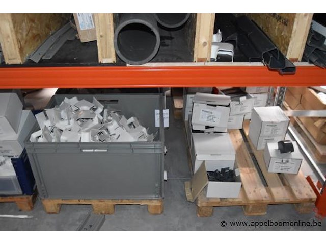 Partij installatiemateriaal - afbeelding 4 van  4