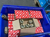 Partij installatiemateriaal - afbeelding 10 van  13