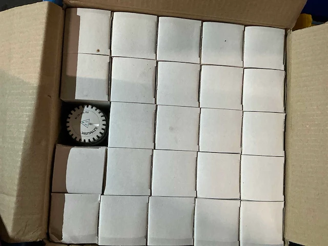 Partij installatiemateriaal - afbeelding 8 van  14