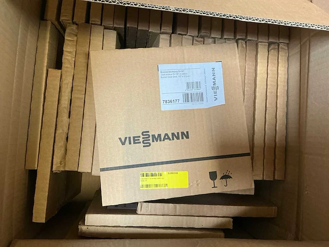 Partij installatiemateriaal - afbeelding 6 van  18