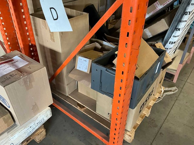 Partij installatiematerialen - afbeelding 2 van  7