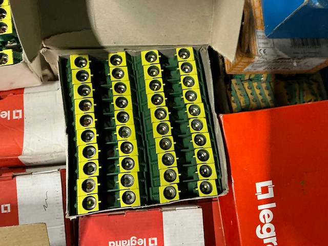 Partij installatiematerialen - afbeelding 6 van  11