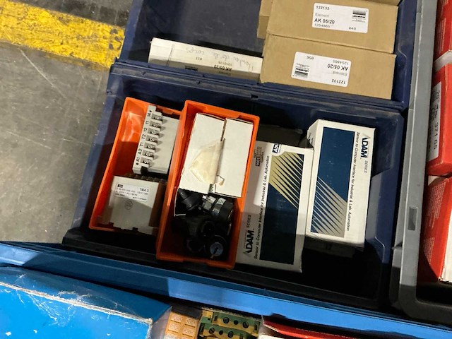 Partij installatiematerialen - afbeelding 8 van  11