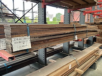 Partij iroko en thermowood ayous balken en planken - afbeelding 2 van  6