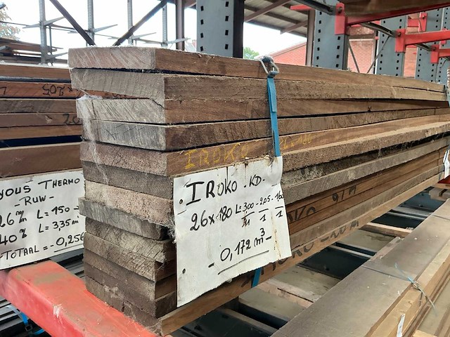 Partij iroko en thermowood ayous balken en planken - afbeelding 3 van  6