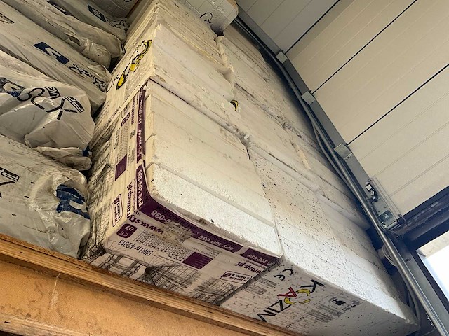 Partij isolatieplaten - afbeelding 6 van  9