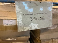 Partij isolatiepluggen en diverse bevestigingsmaterialen - afbeelding 2 van  11