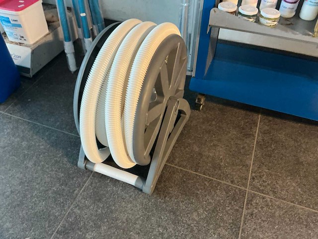 Partij jacuzzi/ zwembad accessoires en produkten - afbeelding 6 van  13