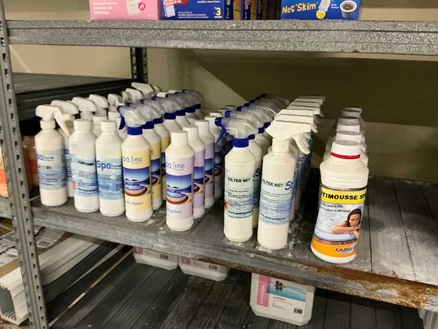 Partij jacuzzi/zwembad accessoires en produkten - afbeelding 9 van  26