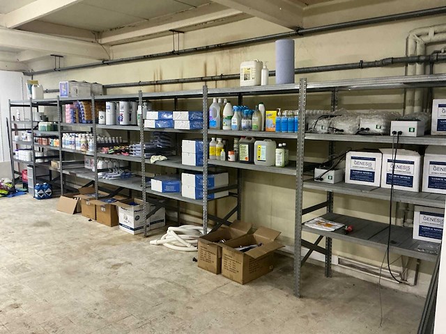 Partij jacuzzi/zwembad accessoires en produkten - afbeelding 1 van  26