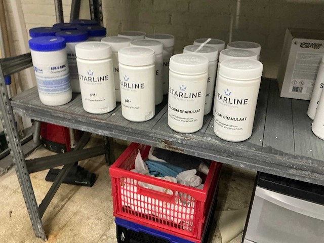 Partij jacuzzi/zwembad accessoires en produkten - afbeelding 17 van  26