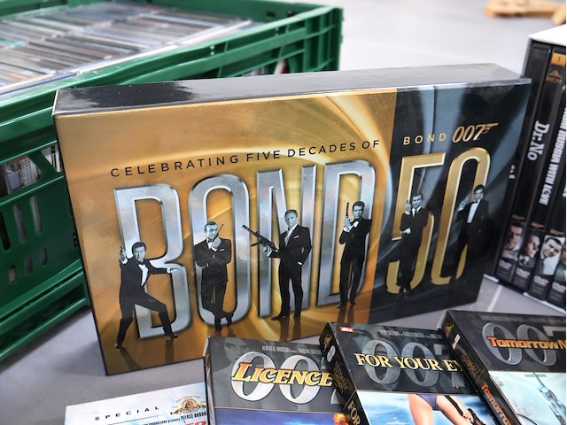 Partij james bond dvd's - afbeelding 3 van  6
