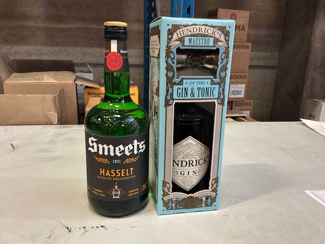 Partij jenever en gin - afbeelding 1 van  2