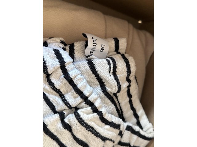 Partij joggings - afbeelding 7 van  9