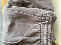 Partij joggings - afbeelding 9 van  9