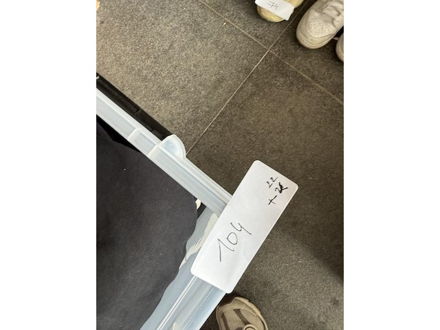 Partij joggings - afbeelding 3 van  12