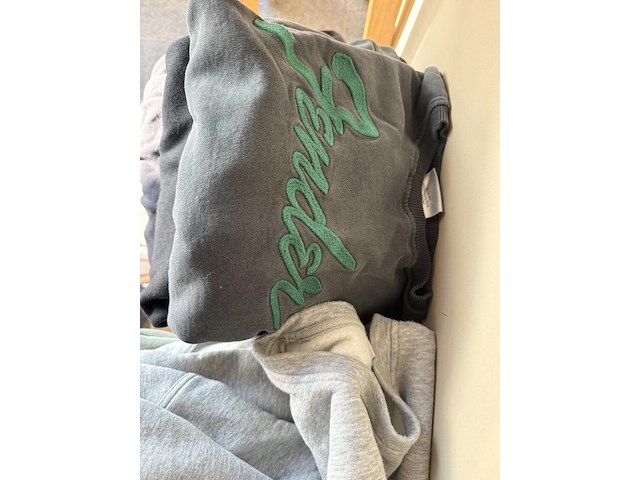 Partij joggings - afbeelding 2 van  15