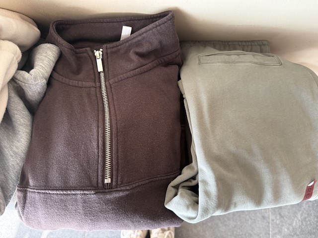 Partij joggings - afbeelding 8 van  15