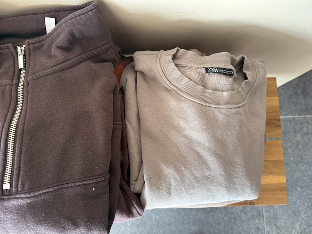 Partij joggings - afbeelding 10 van  15