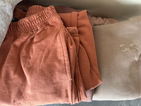 Partij joggings - afbeelding 13 van  15