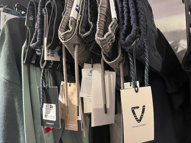 Partij jongens en meisjes 0-12jaar kinderkleding (2600x) - afbeelding 18 van  53