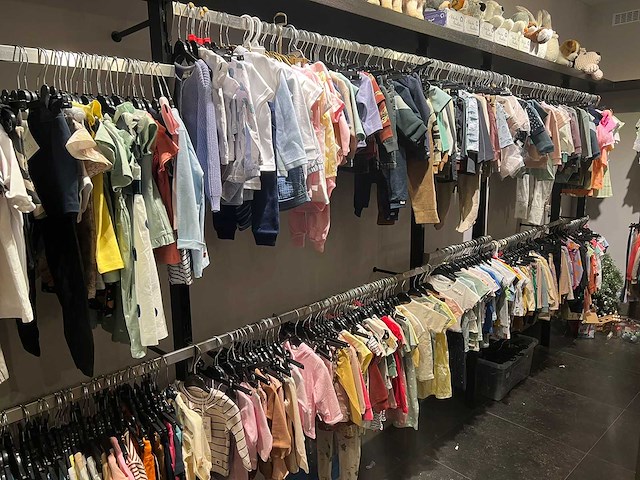 Partij jongens en meisjes 0-12jaar kinderkleding (2600x) - afbeelding 36 van  53