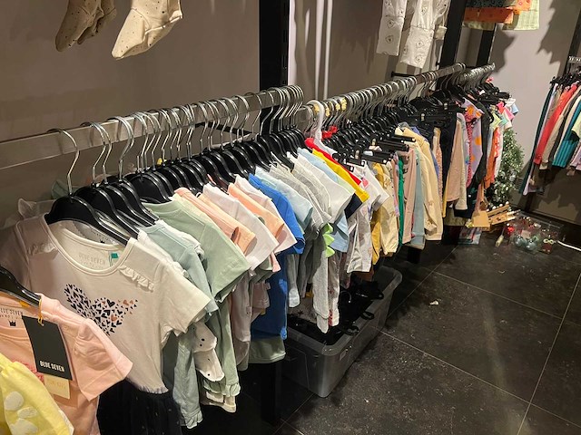 Partij jongens en meisjes 0-12jaar kinderkleding (2600x) - afbeelding 38 van  53