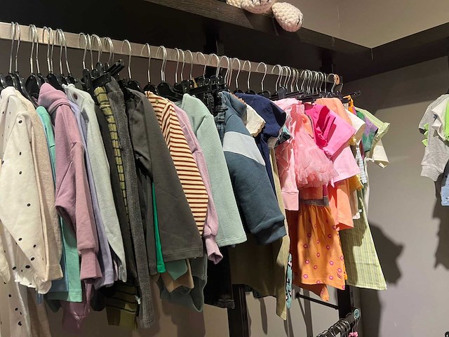 Partij jongens en meisjes 0-12jaar kinderkleding (2600x) - afbeelding 42 van  53