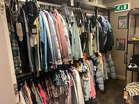 Partij jongens en meisjes 0-12jaar kinderkleding (2600x) - afbeelding 44 van  53