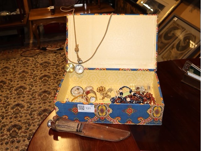 Partij juwelen - afbeelding 1 van  6