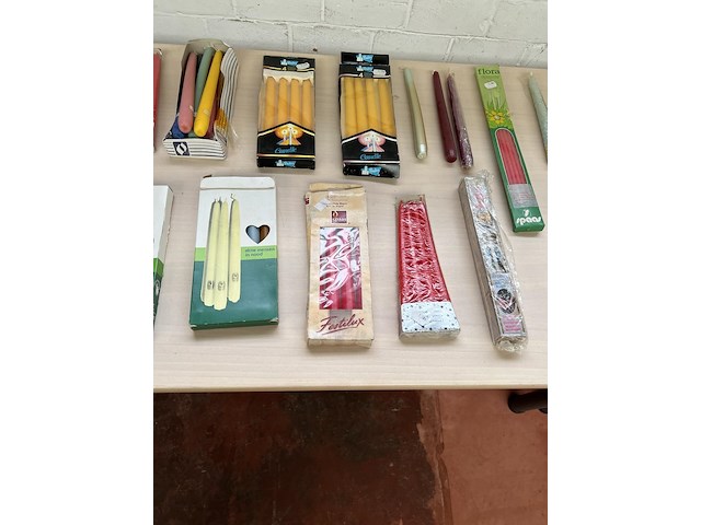 Partij kaarsen - afbeelding 3 van  4