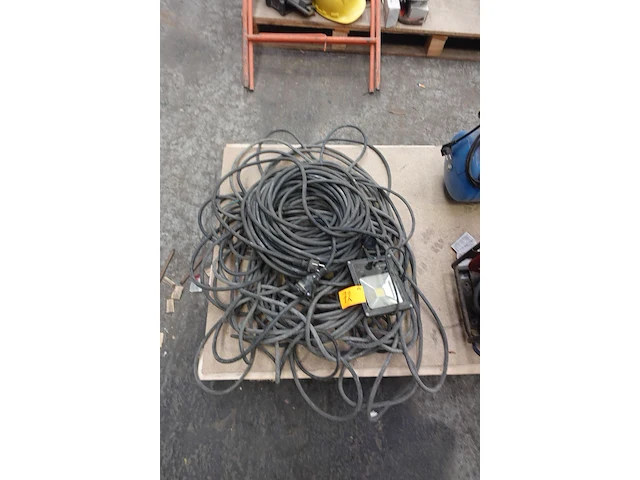 Partij kabel - afbeelding 1 van  2