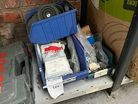 Partij kabelbeschemers en machinevoeten - afbeelding 1 van  5