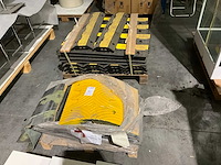 Partij kabelbeschermers - afbeelding 1 van  3