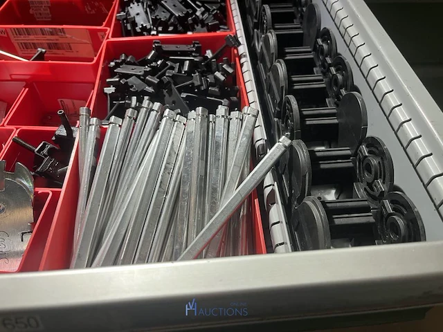 Partij kabelgeleidingen en installatietoebehoren - afbeelding 17 van  67