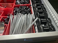 Partij kabelgeleidingen en installatietoebehoren - afbeelding 17 van  67