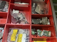 Partij kabelgeleidingen en installatietoebehoren - afbeelding 36 van  67