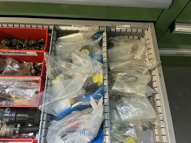 Partij kabelgeleidingen en installatietoebehoren - afbeelding 50 van  67