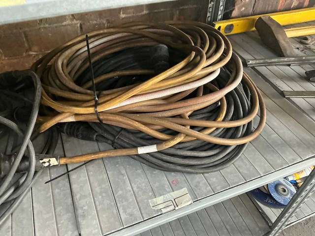 Partij kabels en overige elektriciteit - afbeelding 4 van  10