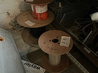 Partij kabels, krimpkousen, usb-hubs,.. - afbeelding 13 van  37