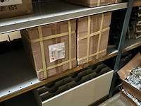 Partij kabels, krimpkousen, usb-hubs,.. - afbeelding 26 van  37