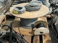 Partij kabels - afbeelding 1 van  6