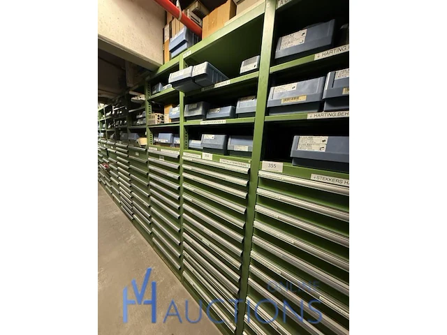 Partij kabelschoenen en klemmen - afbeelding 1 van  19