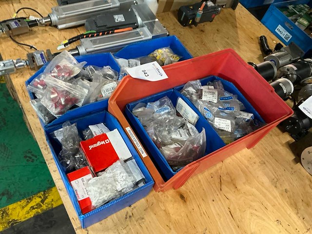 Partij kabelschoenen - afbeelding 1 van  4